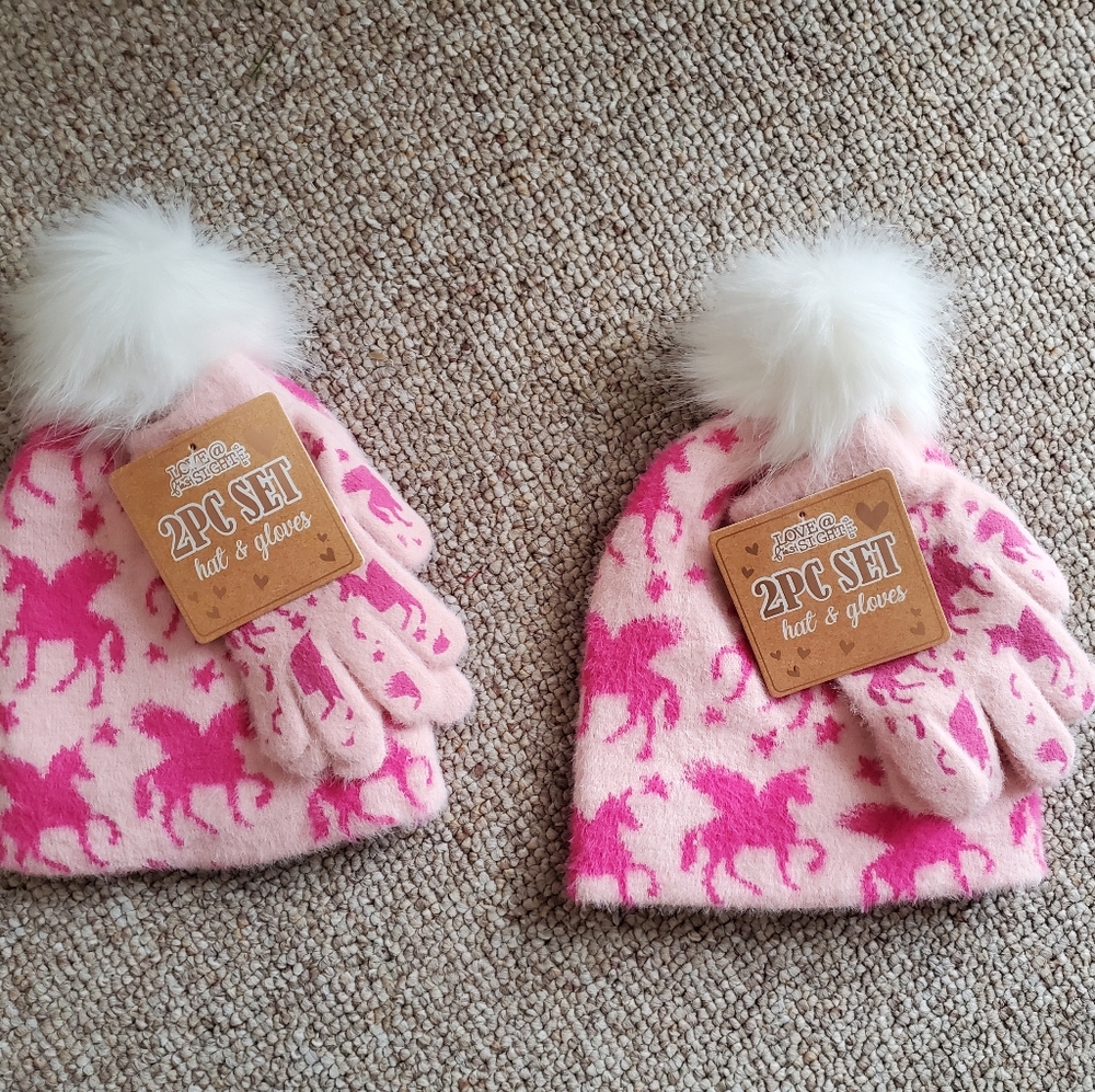 Girls 2- piece hat and glove set